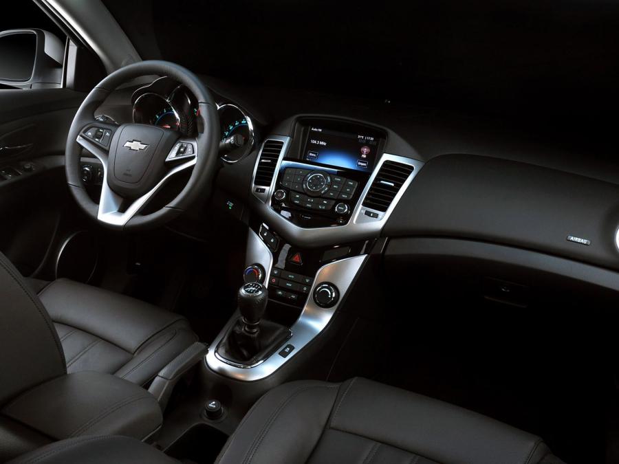  Chevrolet Cruze Sport6 2012 года  (фото 61 из 63)